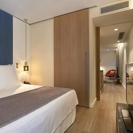 Murillo Plaza Sta. Cruz Apartamento *